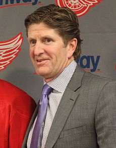Mike_Babcock_in_2013