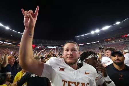 texas-longhorns-qb-quinn-ewers