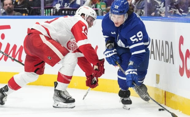 hkn-red-wings-maple-leafs-20231005 (1)