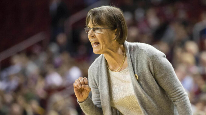 tara-vanderveer-passes-pat-summitt-wins-record