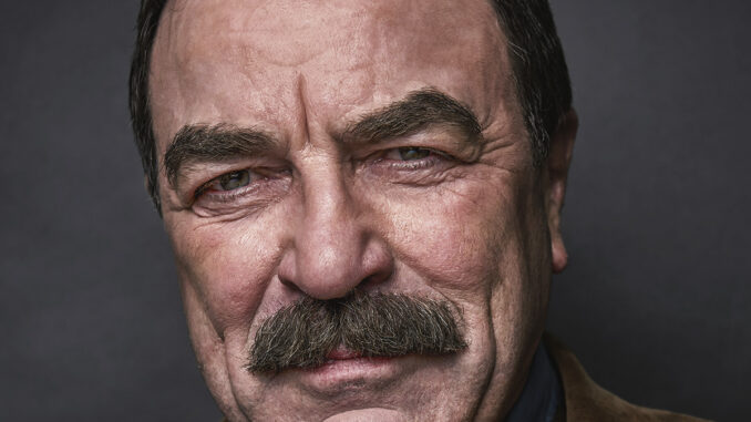 actor-tom-selleck